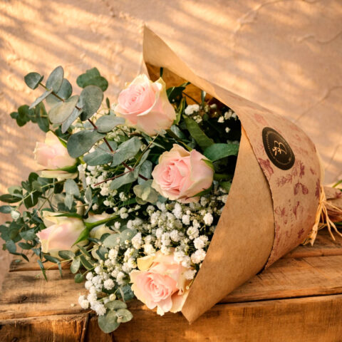 Ramo de rosas rosadas
